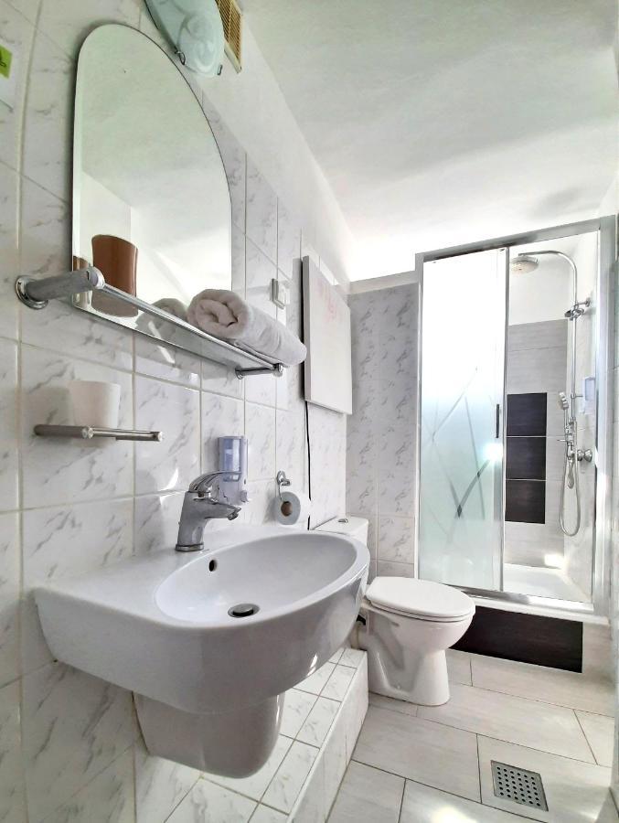 Rb Rooms&Apartments Быдгощ Экстерьер фото
