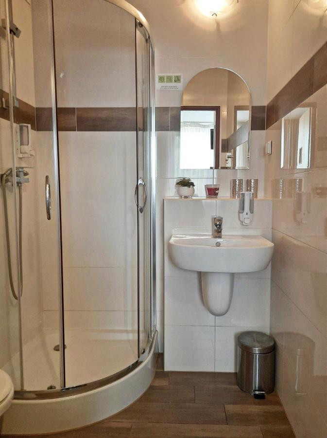 Rb Rooms&Apartments Быдгощ Экстерьер фото